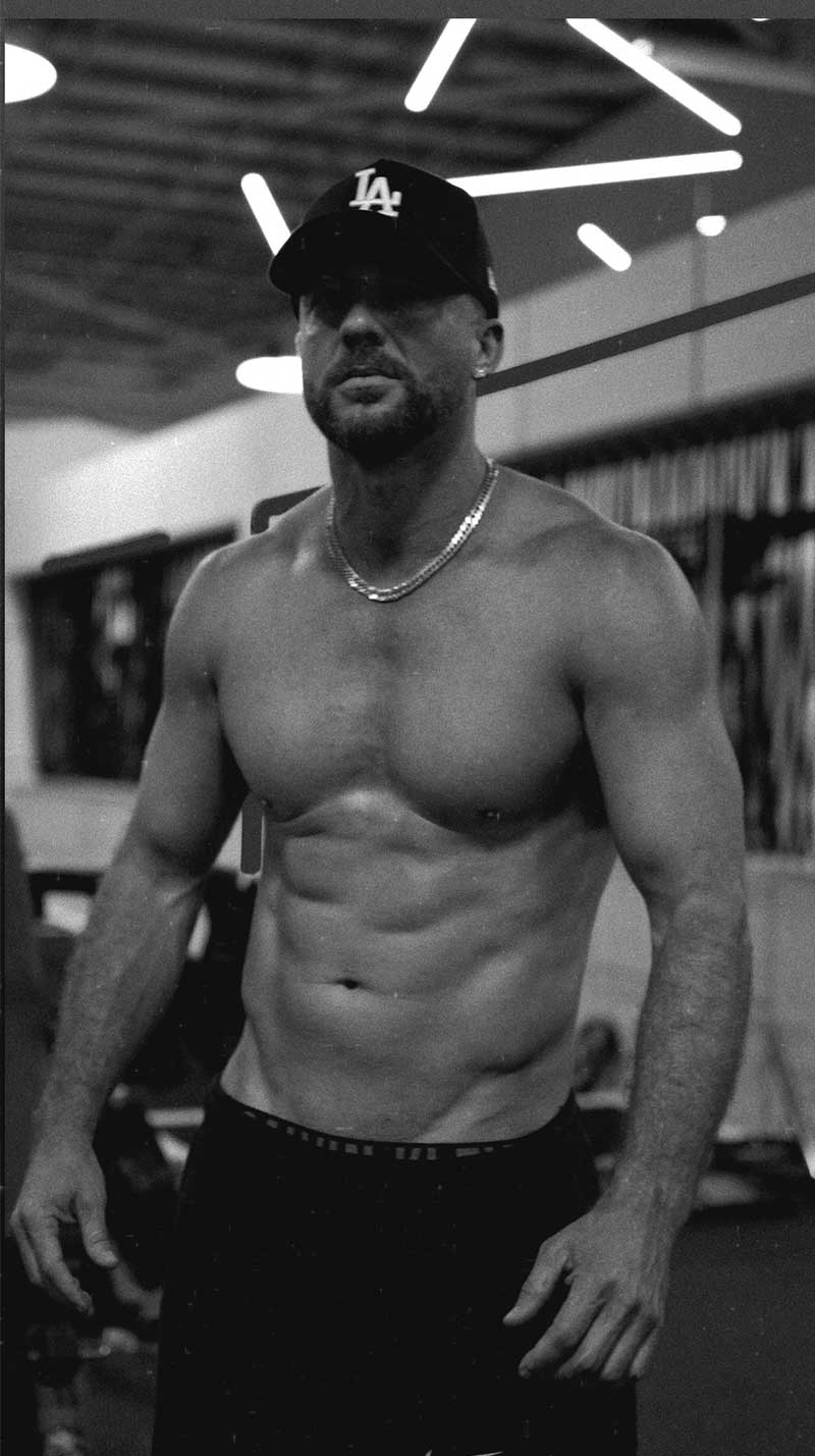 Top Shelf Sexpo Performer Justin